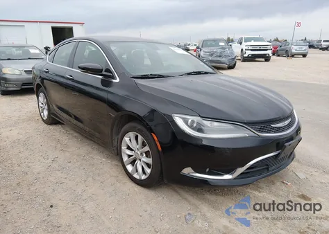 2015 Chrysler 200 C z USA, uszkodzony, nr VIN 1C3CCCCB0FN643502